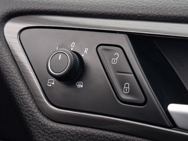 Used Volkswagen Golf 2018 for sale - 77816639: Photo 19