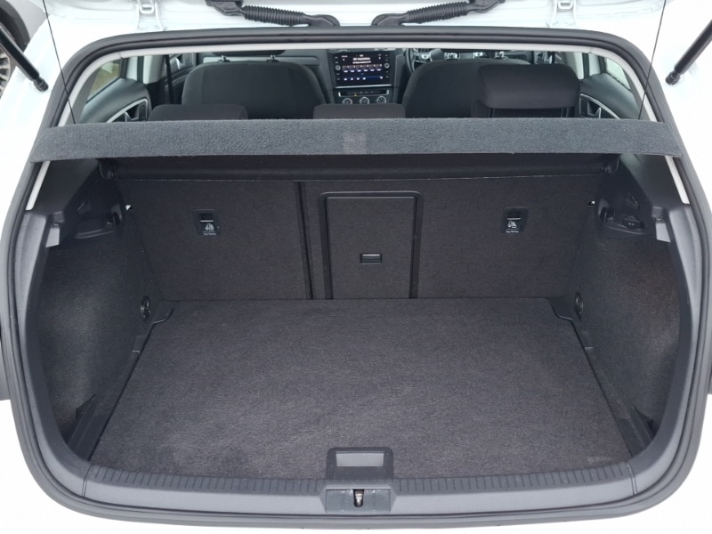 Used Volkswagen Golf 2018 for sale - 77816639: Photo 8