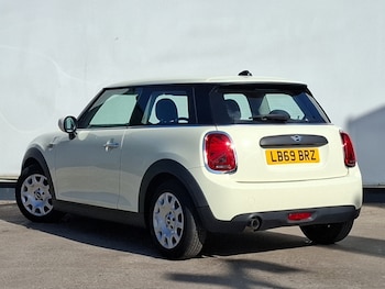 Used MINI Hatch 2019 for sale - 75558351: Photo