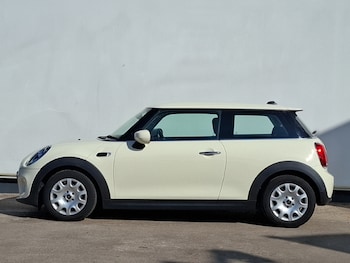 Used MINI Hatch 2019 for sale - 75558351: Photo