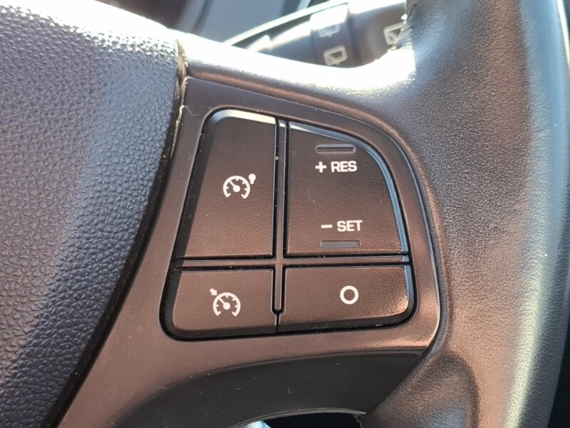 Used Hyundai i10 2018 for sale - 78147352: Photo 16