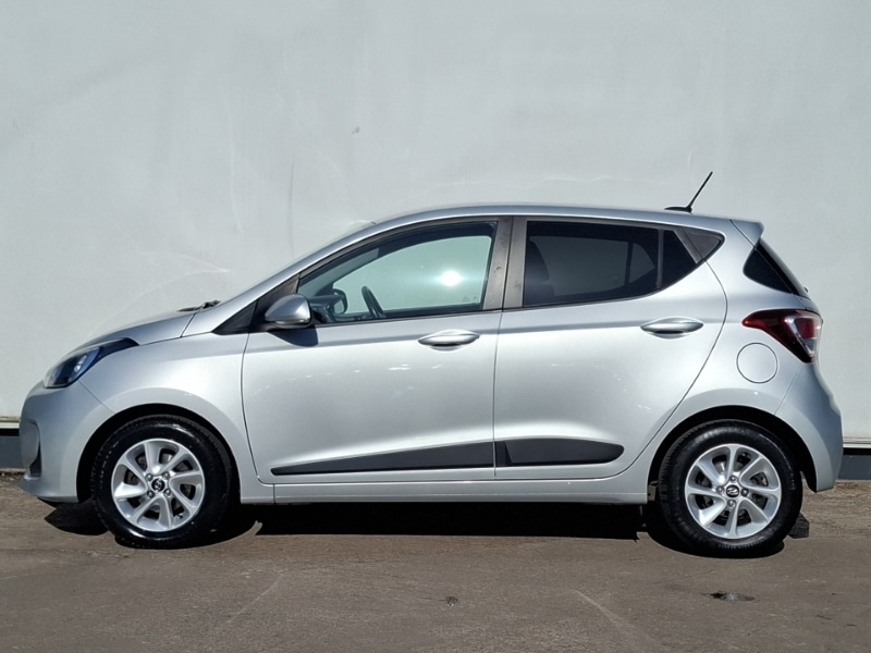 Used Hyundai i10 2018 for sale - 78147352: Photo 4