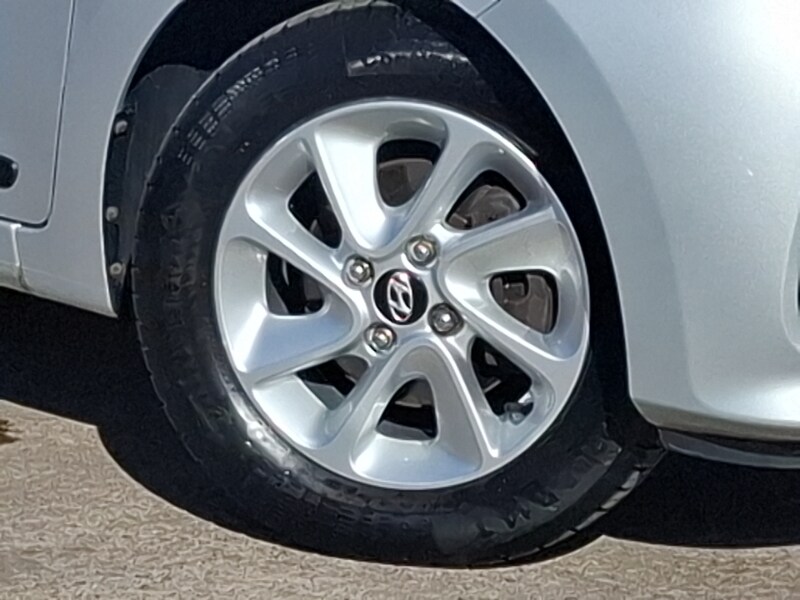 Used Hyundai i10 2018 for sale - 78147352: Photo 9