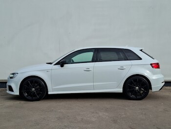 Used Audi A3 2018 for sale - 78460457: Photo