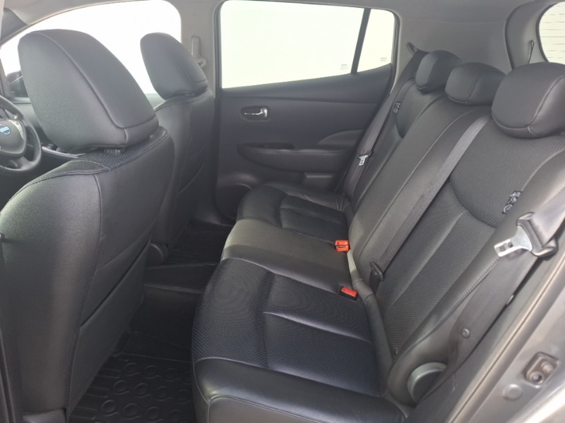 Used Nissan Leaf 2017 for sale - 78147359: Photo 6