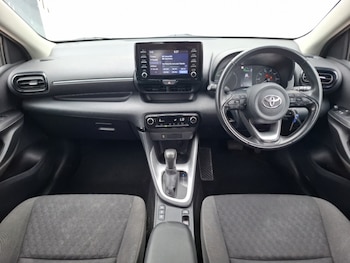 Used Toyota Yaris 2022 for sale - 79253169: Photo
