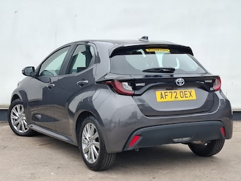 Used Toyota Yaris 2022 for sale - 79253169: Photo