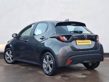 Used Mazda Mazda2 HYBRID 2024 for sale - 76795425: Photo