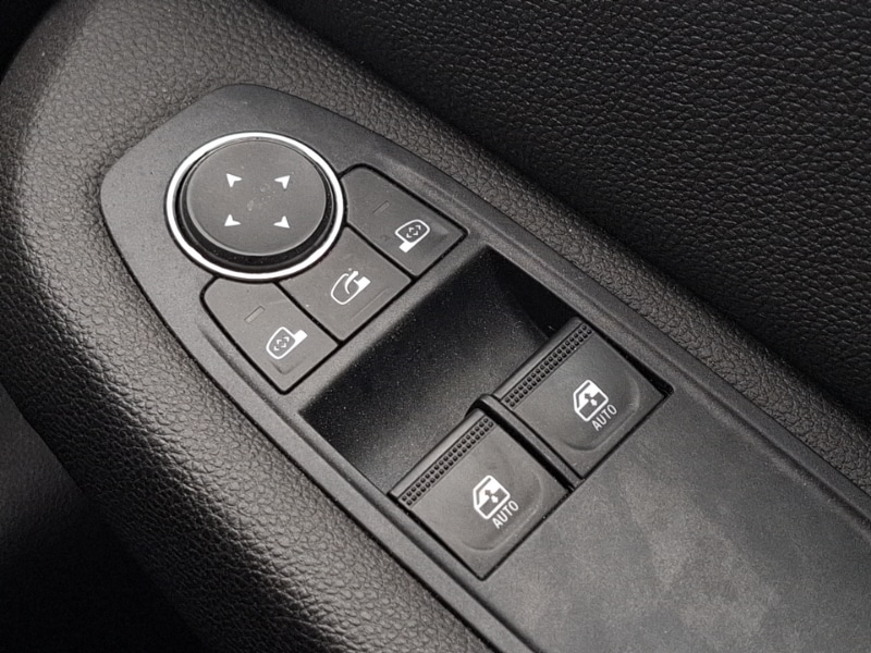 Used Renault Clio 2020 for sale - 76785621: Photo 19