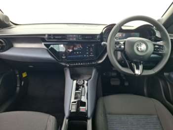Used Alfa Romeo Junior 2025 for sale - 75408977: Photo