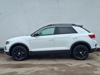Used Volkswagen T-Roc 2019 for sale - 78546891: Photo