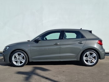 Used Audi A1 2023 for sale - 78327539: Photo
