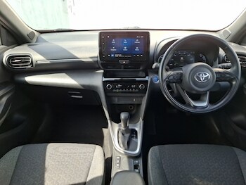 Used Toyota Yaris Cross 2022 for sale - 75506362: Photo