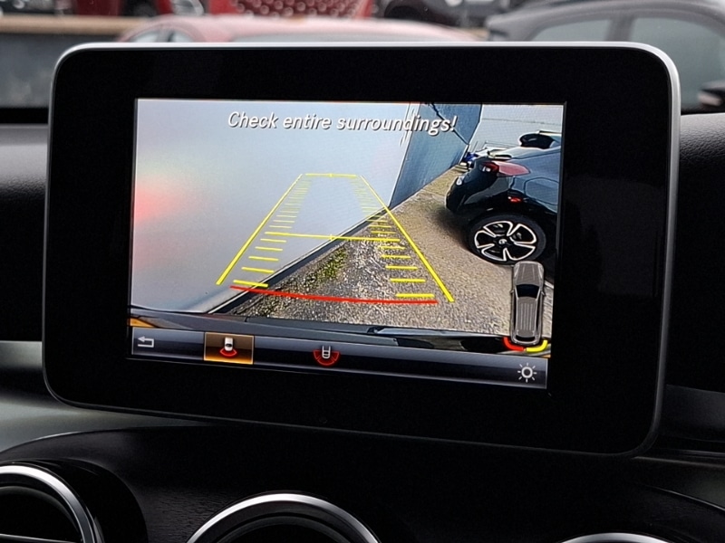 Used Mercedes-Benz GLC 2018 for sale - 76907082: Photo 10