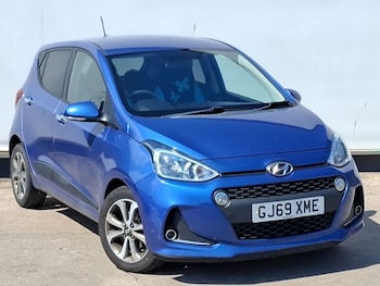 Used Hyundai i10 2019 for sale - 79186086: Photo