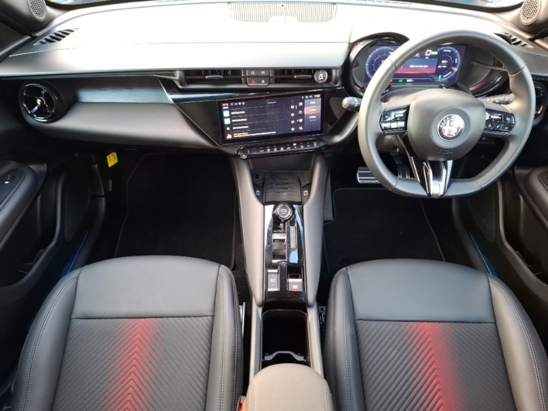 Used Alfa Romeo Junior 2024 for sale - 76579267: Photo 2