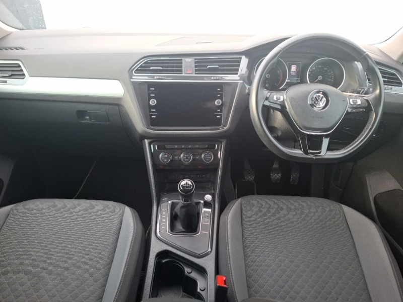 Used Volkswagen Tiguan 2019 for sale - 76708216: Photo 2