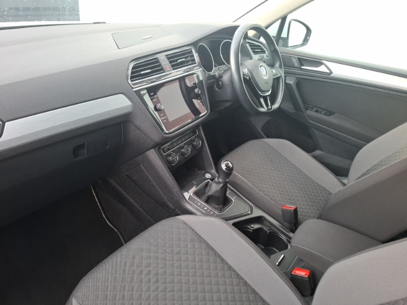 Used Volkswagen Tiguan 2019 for sale - 76708216: Photo 5