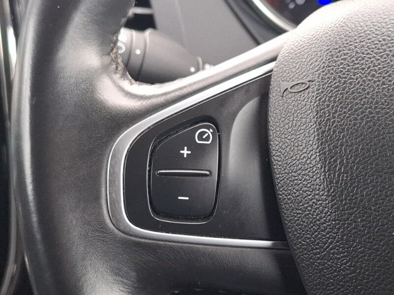 Used Renault Captur 2017 for sale - 77664201: Photo 16