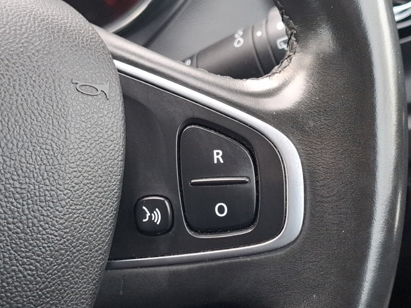 Used Renault Captur 2017 for sale - 77664201: Photo 17