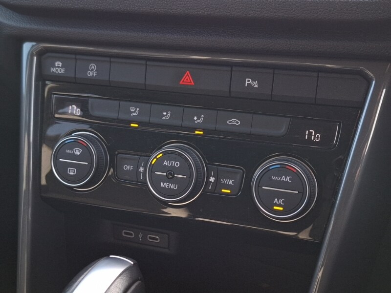 Used Volkswagen T-Roc 2021 for sale - 77907836: Photo 14