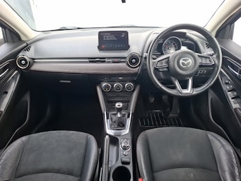 Used Mazda Mazda2 2017 for sale - 79447799: Photo