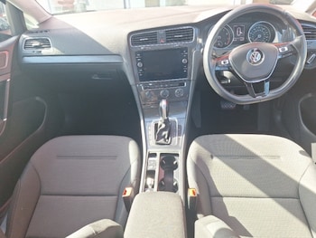 Used Volkswagen Golf 2018 for sale - 77690039: Photo