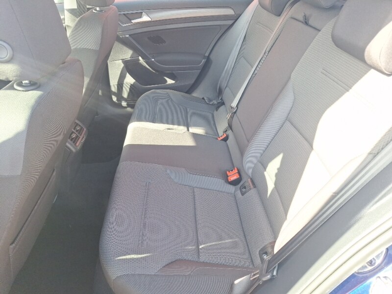 Used Volkswagen Golf 2018 for sale - 77690039: Photo 6
