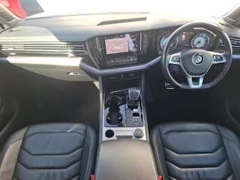 Used Volkswagen Touareg 2019 for sale - 77974986: Photo