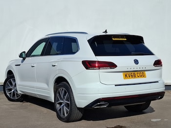 Used Volkswagen Touareg 2019 for sale - 77974986: Photo