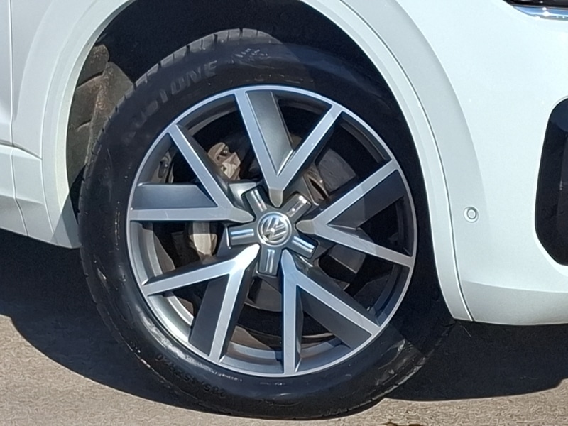 Used Volkswagen Touareg 2019 for sale - 77974986: Photo 9