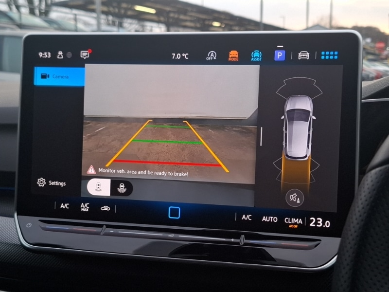 Used Volkswagen Golf 2024 for sale - 76947502: Photo 10