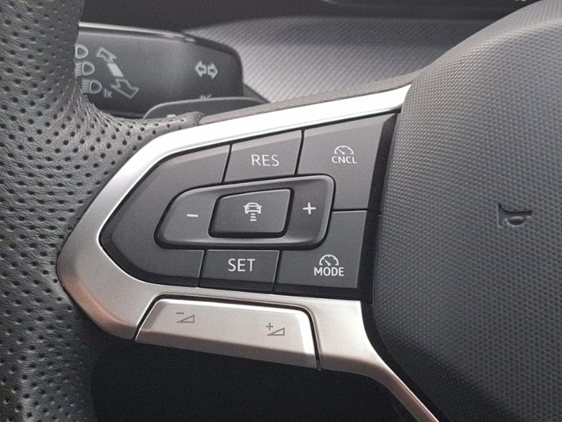 Used Volkswagen Golf 2024 for sale - 76947502: Photo 15