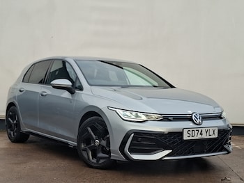 Used Volkswagen Golf 2024 for sale - 76947502: Photo