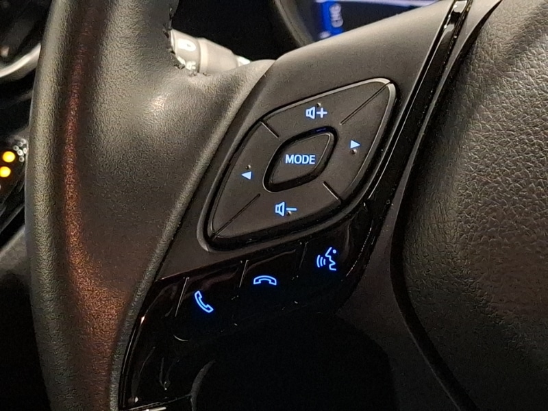 Used Toyota C-HR 2023 for sale - 77418785: Photo 16