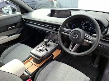 Used Mazda CX-30 2025 for sale - 75622204: Photo