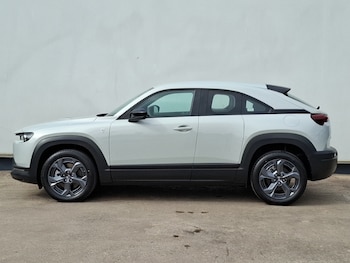 Used Mazda CX-30 2025 for sale - 75622204: Photo