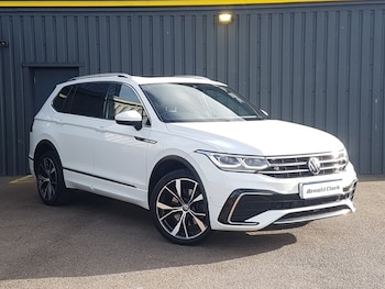 Volkswagen Tiguan Allspace feature image