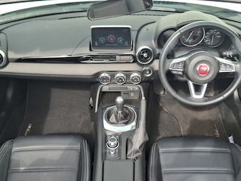 Used Fiat 124 Spider 2018 for sale - 78326752: Photo