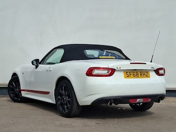 Used Fiat 124 Spider 2018 for sale - 78326752: Photo