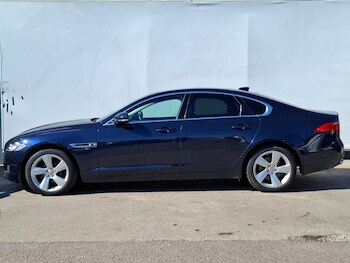 Used Jaguar XF 2017 for sale - 78455899: Photo