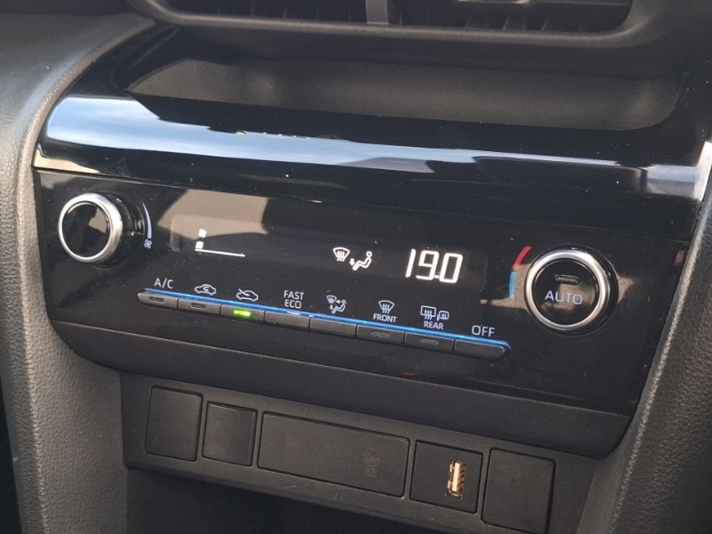 Used Toyota Yaris Cross 2022 for sale - 76560640: Photo 13