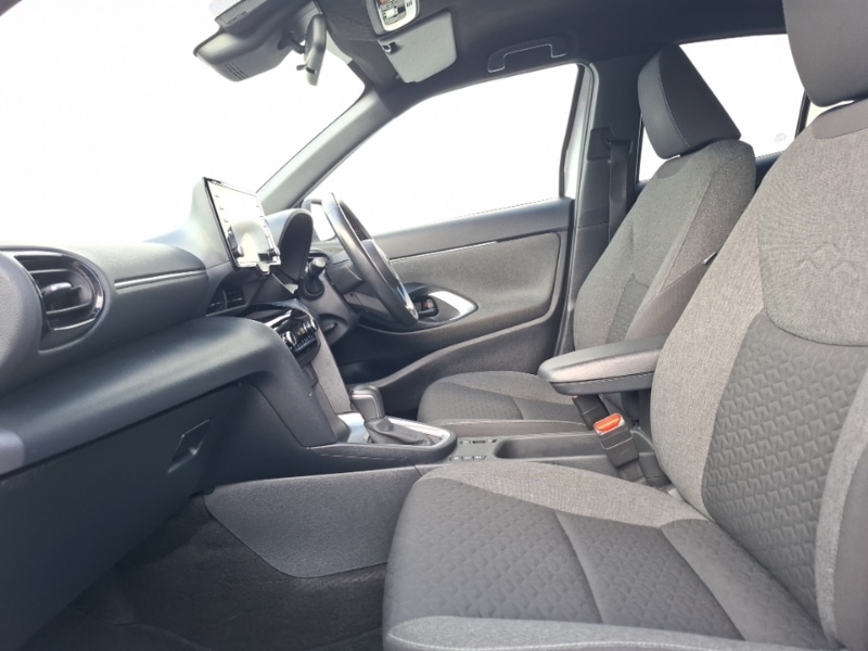 Used Toyota Yaris Cross 2022 for sale - 76560640: Photo 5