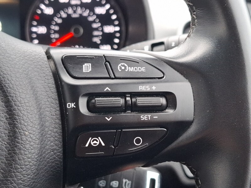 Used Kia Stonic 2022 for sale - 76465380: Photo 16