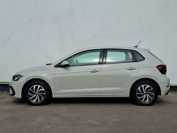 Used Volkswagen Polo 2024 for sale - 79714261: Photo