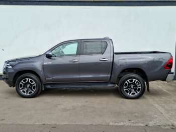 Used Toyota Hilux 2023 for sale - 74855895: Photo