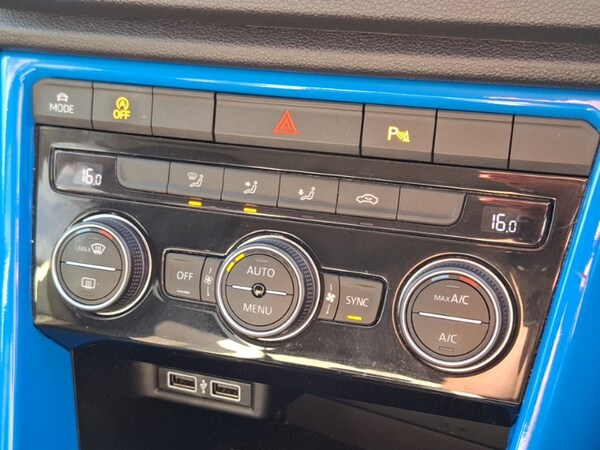 Used Volkswagen T-Roc 2018 for sale - 76053047: Photo 15