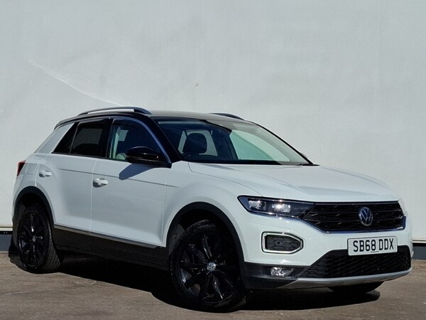 Used Volkswagen T-Roc 2018 for sale - 76053047: Photo 1