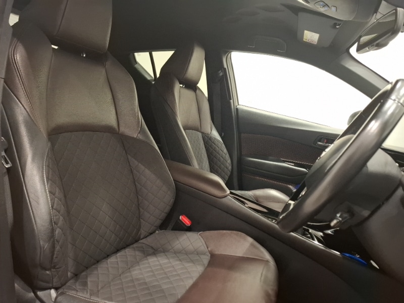 Used Toyota C-HR 2017 for sale - 77644726: Photo 12