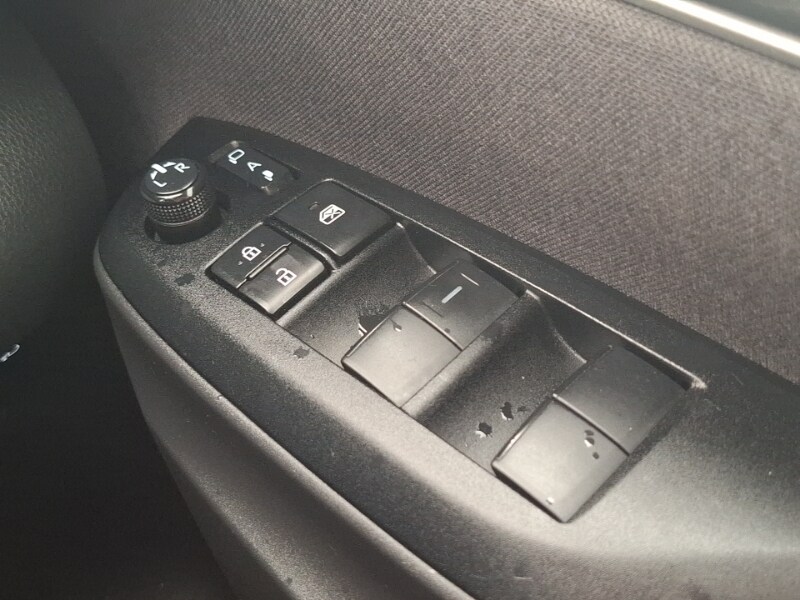 Used Mazda Mazda2 HYBRID 2024 for sale - 76543323: Photo 17